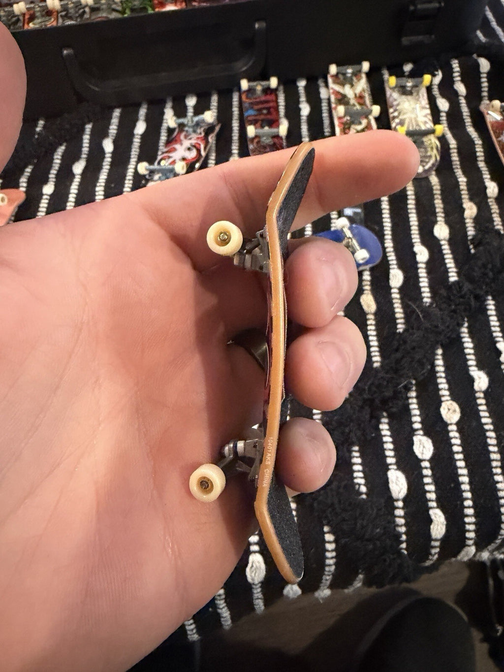 Tech Deck Fingerboard Flip DLX Pro Plan B Mini Skateboard