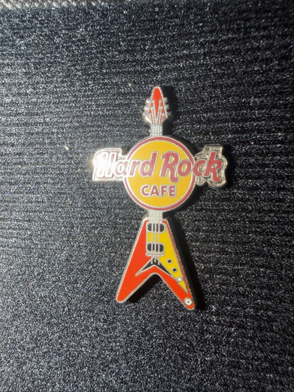 Hard Rock Cafe Flying V Mini Electric Guitar Pin