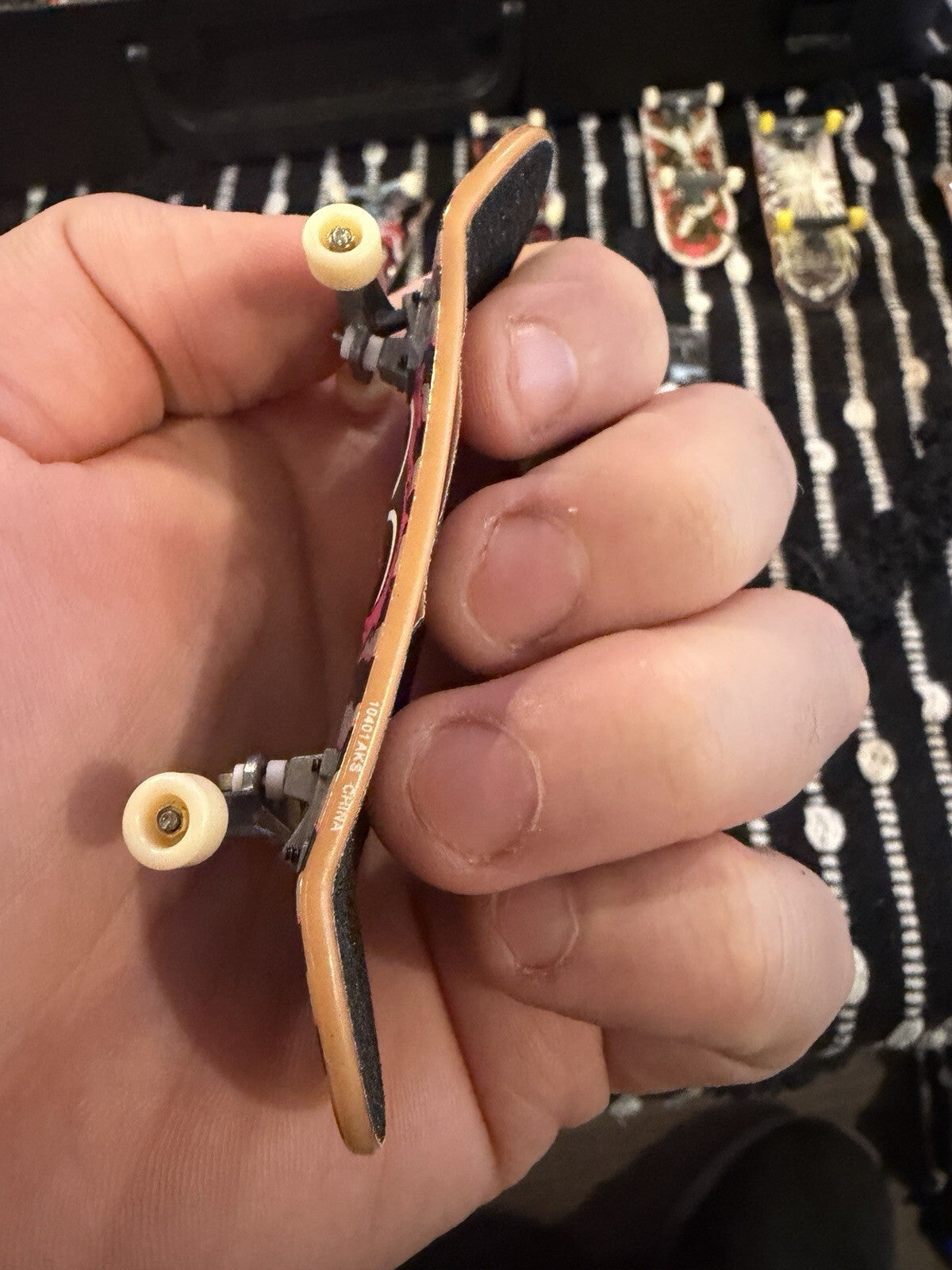 Tech Deck Fingerboard Flip DLX Pro Plan B Mini Skateboard