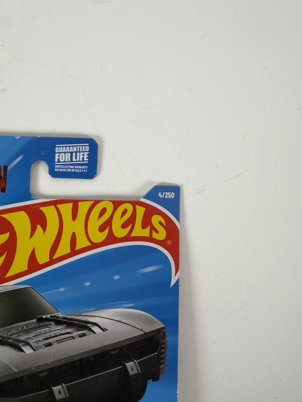 Hot Wheels BATMAN 1/5 Batmobile 4/250