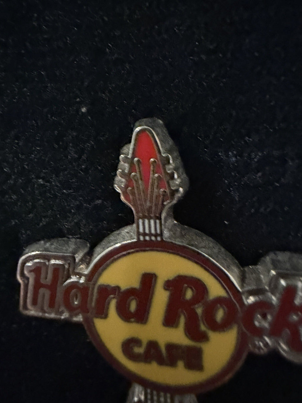 Hard Rock Cafe Flying V Mini Electric Guitar Pin