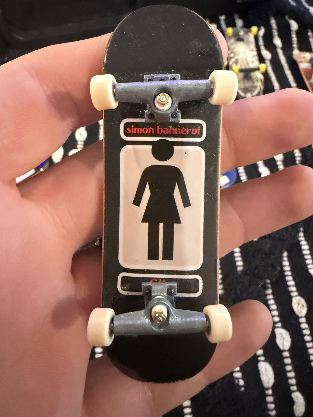 Tech Deck Fingerboard Ladies Restroom simon bannerof Deck!