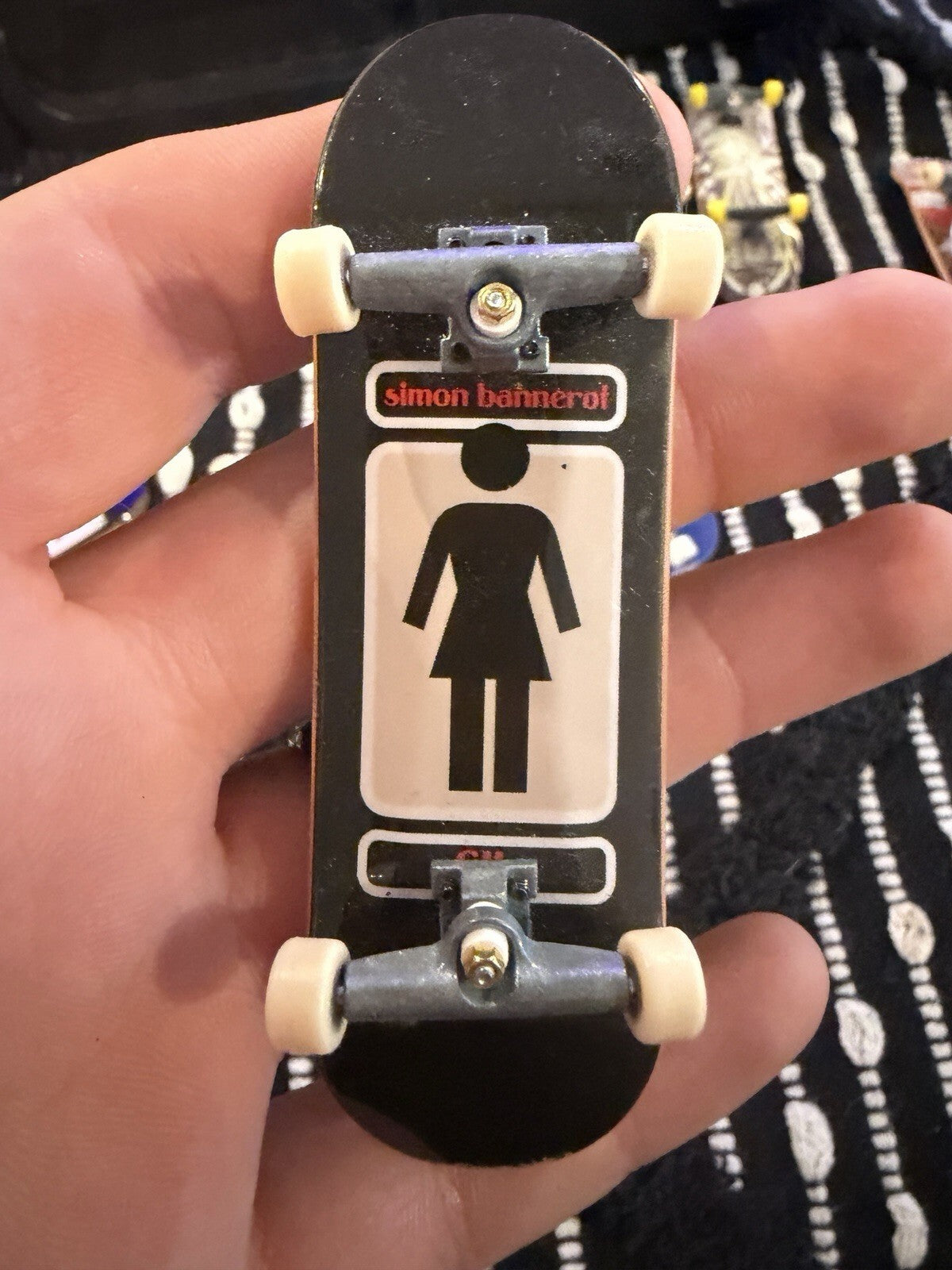 Tech Deck Fingerboard Ladies Restroom simon bannerof Deck!