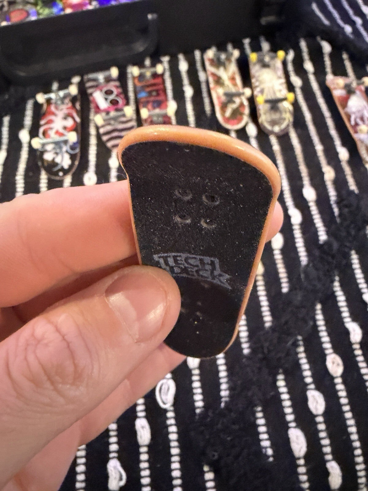 Tech Deck Fingerboard Ladies Restroom simon bannerof Deck!